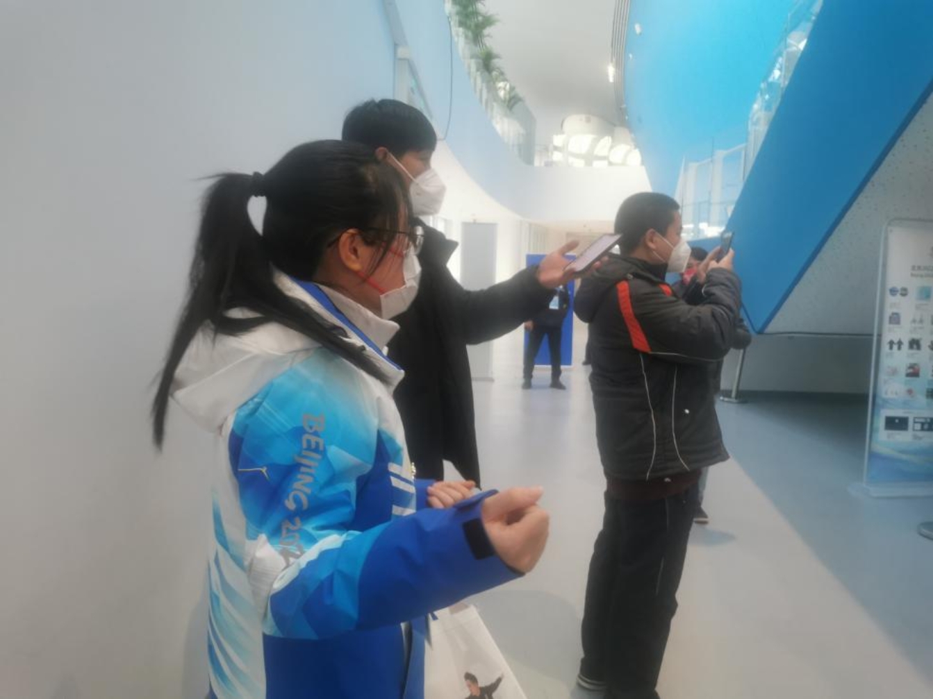 道具自慰
 王科睿